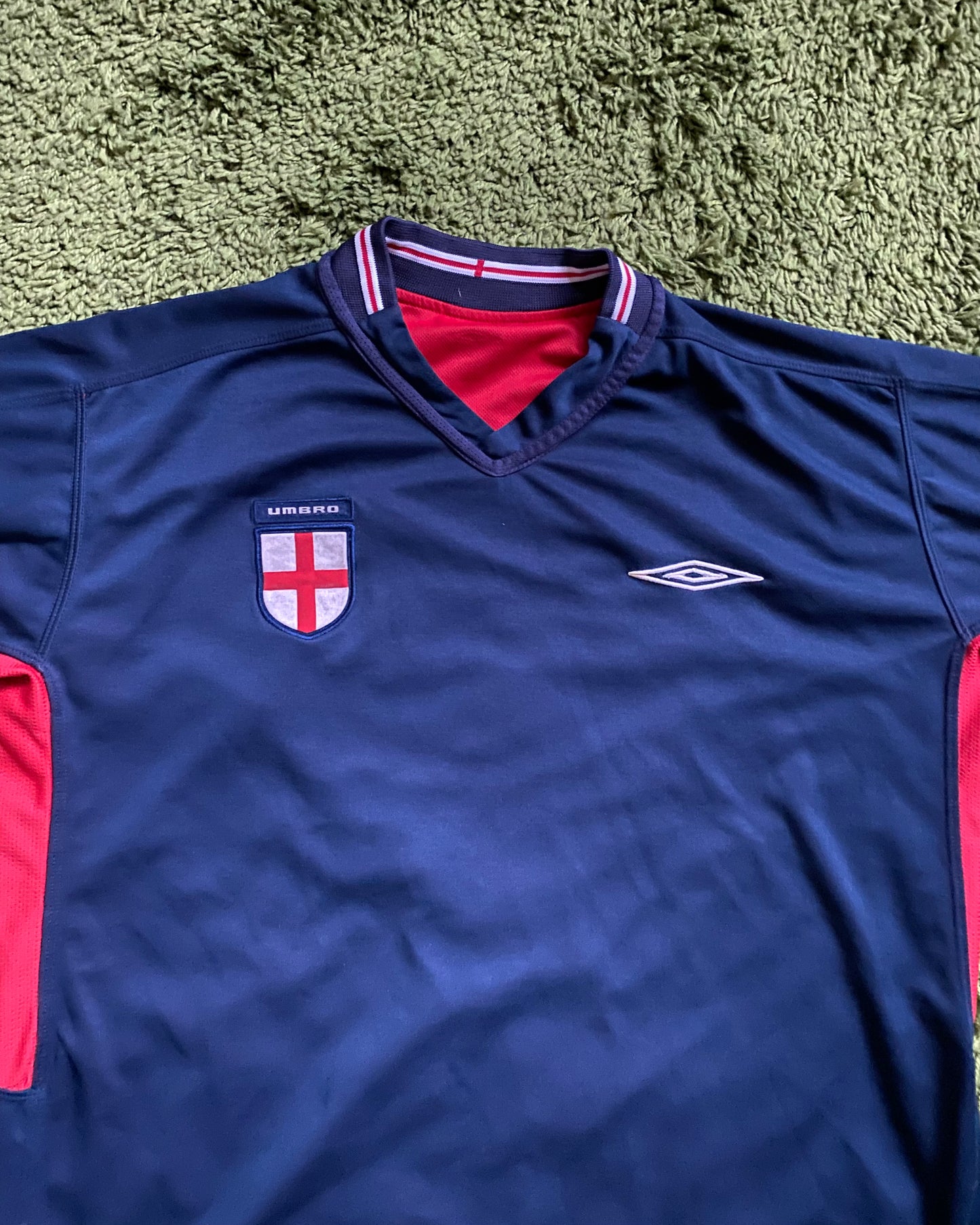 ENGLAND - WORLD CUP 2002 - AWAY KIT - REVERSIBLE - XL