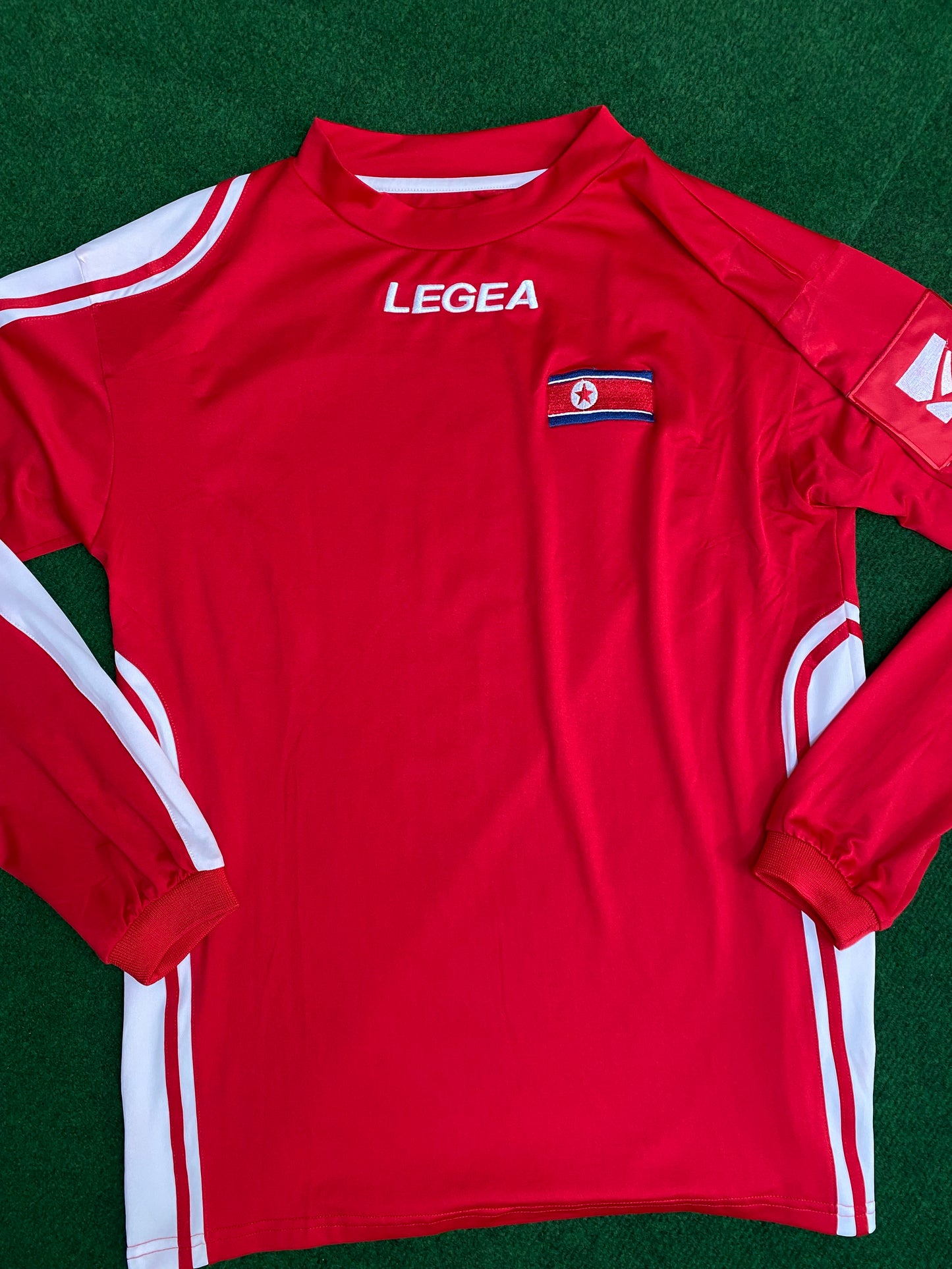 NORTH KOREA - WORLD CUP 2010 - HOME KIT - L