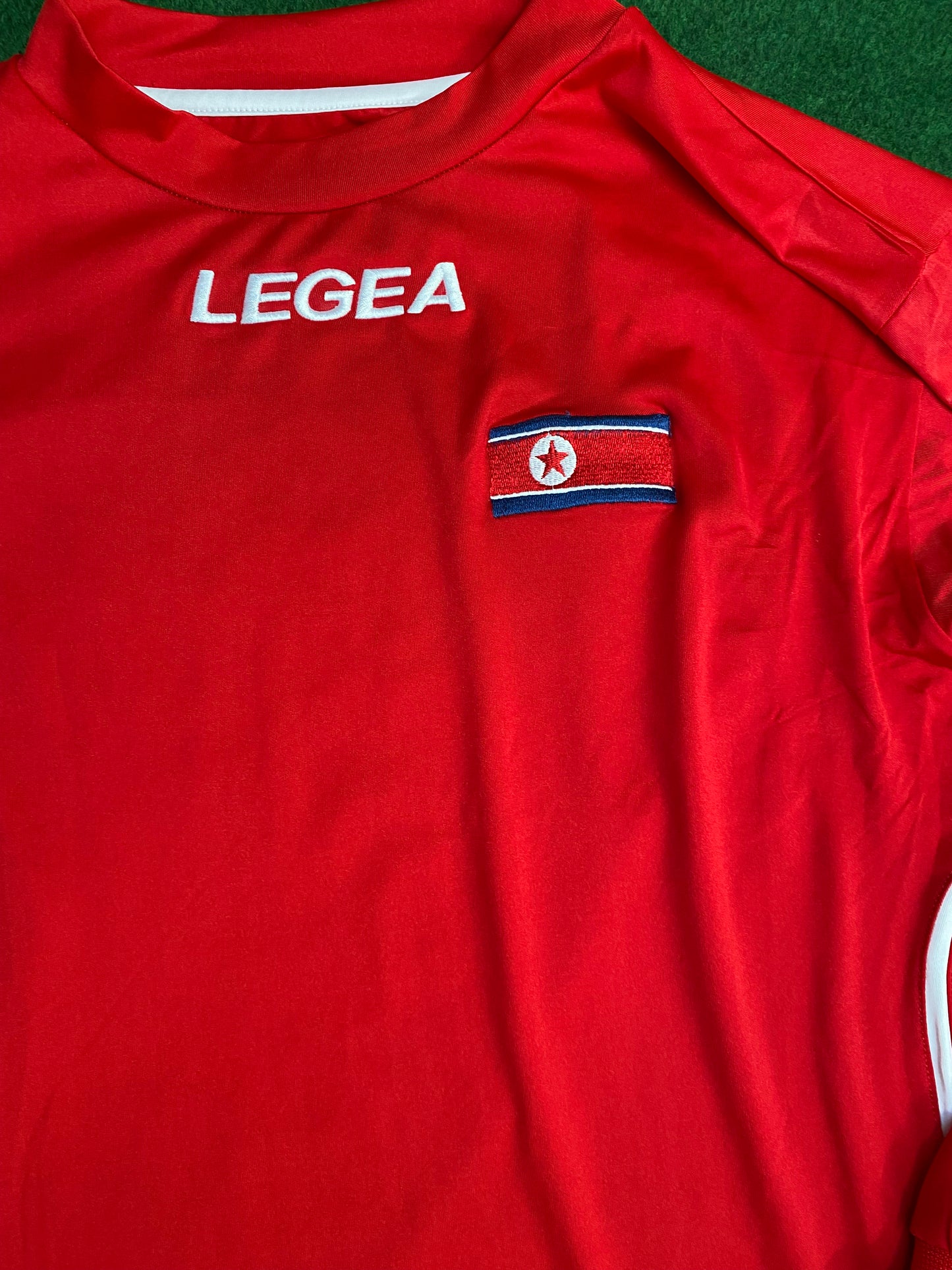 NORTH KOREA - WORLD CUP 2010 - HOME KIT - L