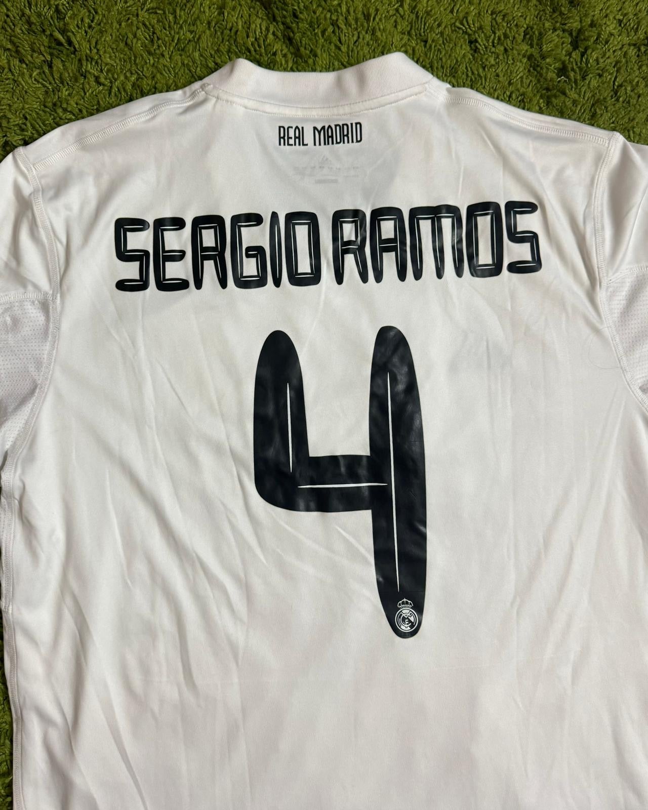 REAL MADRID - 2010/2011 - SERGIO RAMOS - HOME KIT - M