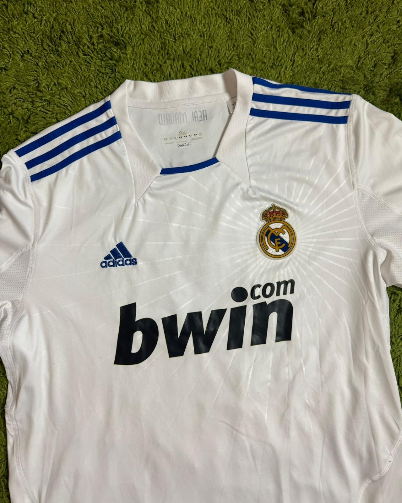 REAL MADRID - 2010/2011 - SERGIO RAMOS - HOME KIT - M