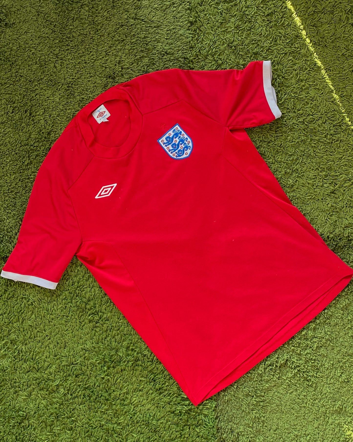 ENGLAND - WORLD CUP 2010 - AWAY KIT - L