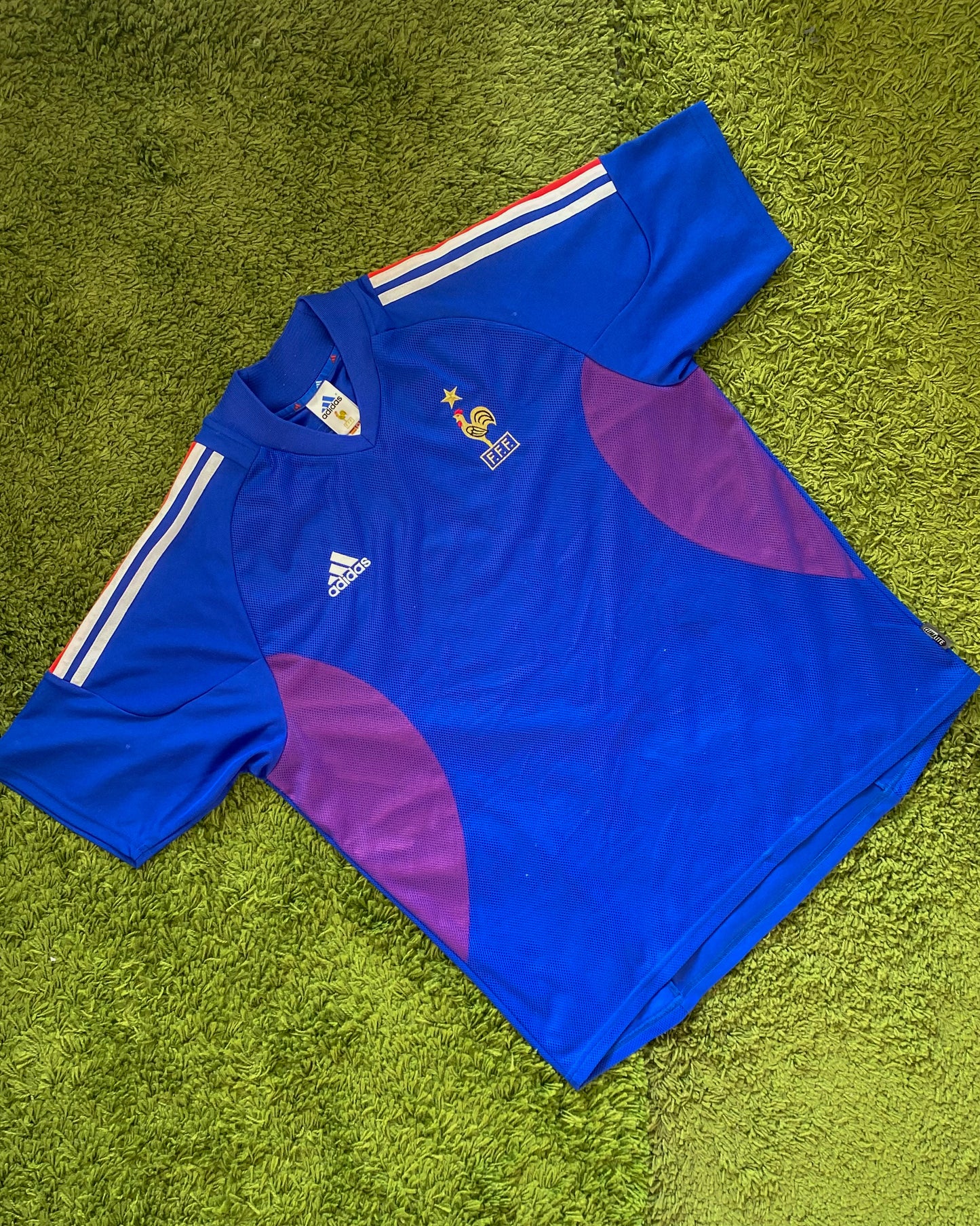 FRANCE - EURO 2002 - SIGNED HOME KIT - L