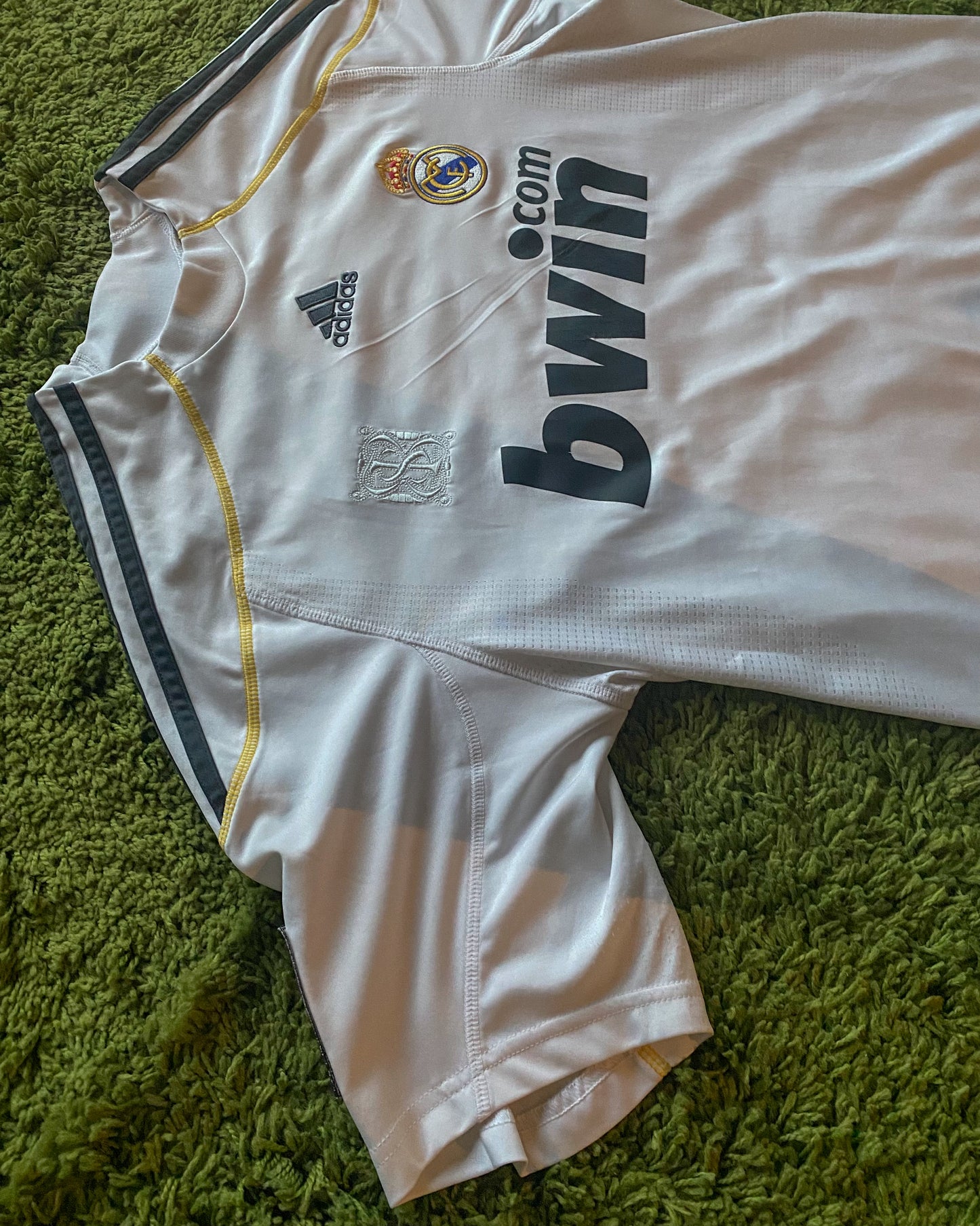 REAL MADRID - 2009/2010 - CHAMPIONS LEAGUE HOME KIT - L