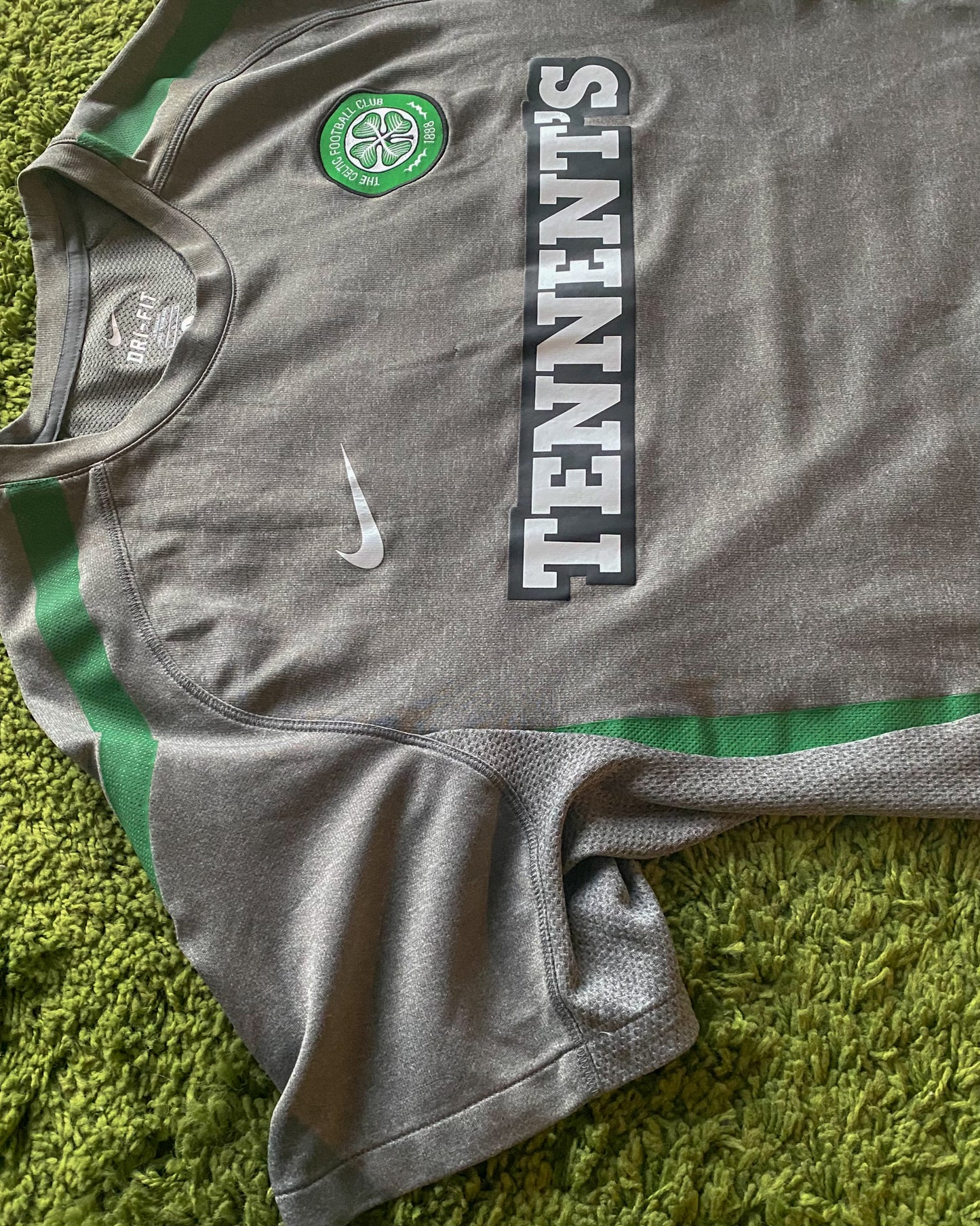 CELTIC GLASGOW - 2011/2012 - TRAINING KIT - L