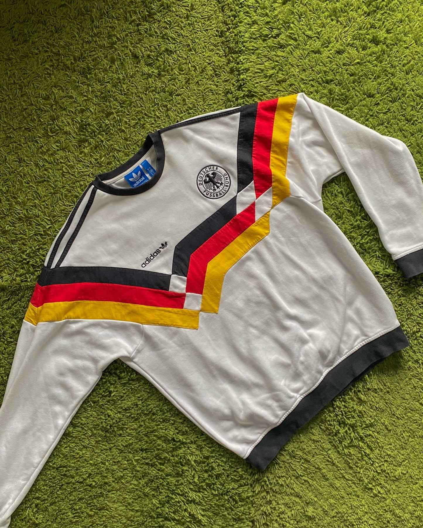 GERMANY - EURO 1996 OFFICIAL REMAKE - SWEATER - M