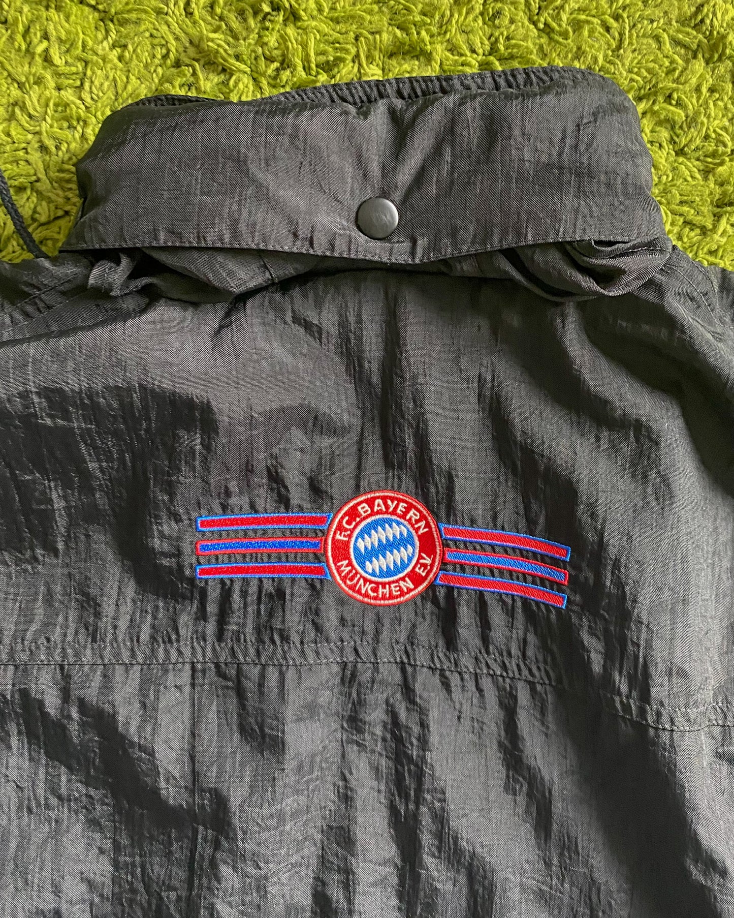 BAYERN MUNICH - 1990s - BENCH COAT - XL