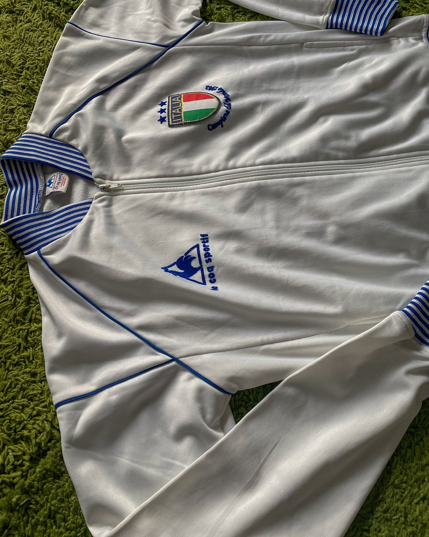 ITALY - WORLD CUP 1982 CELEBRATIVE REMAKE - TRAINING SWEATER - M