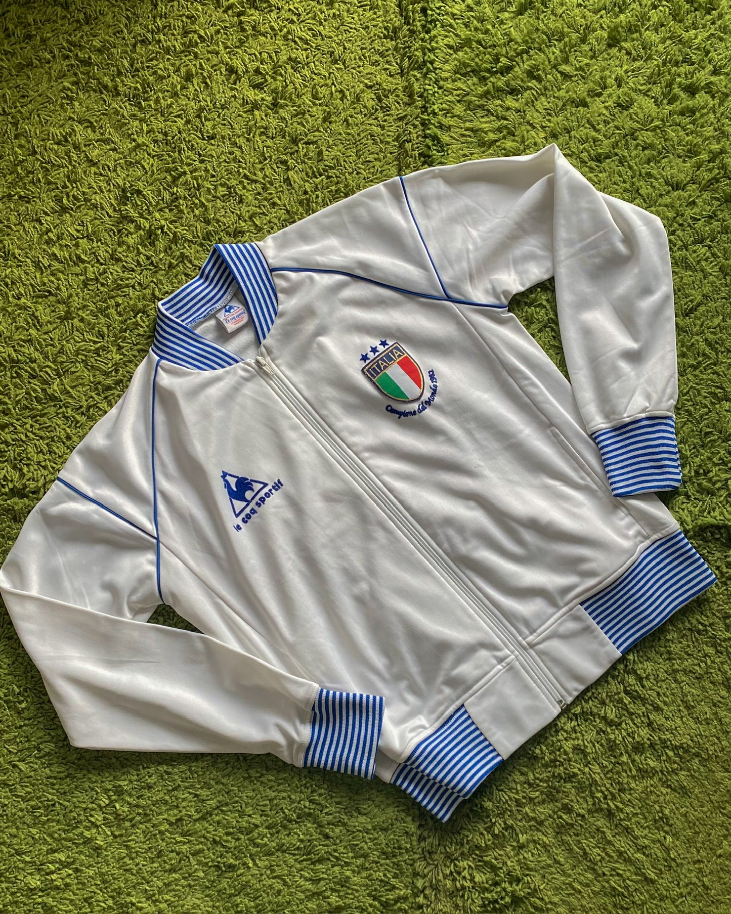 ITALY - WORLD CUP 1982 CELEBRATIVE REMAKE - TRAINING SWEATER - M