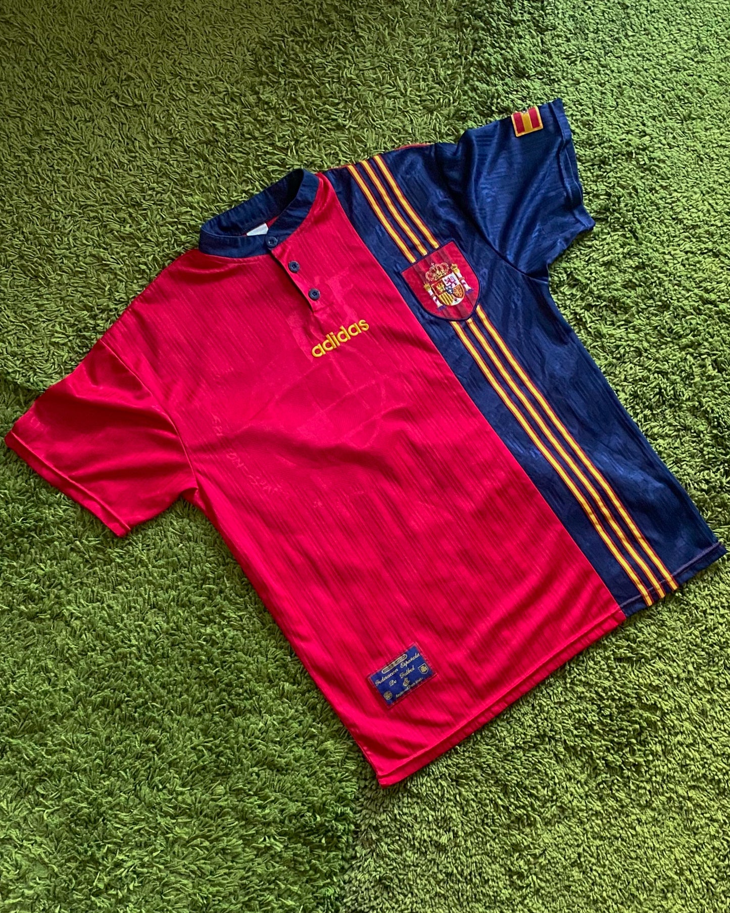 SPAIN - EURO 1996 - HOME KIT - L