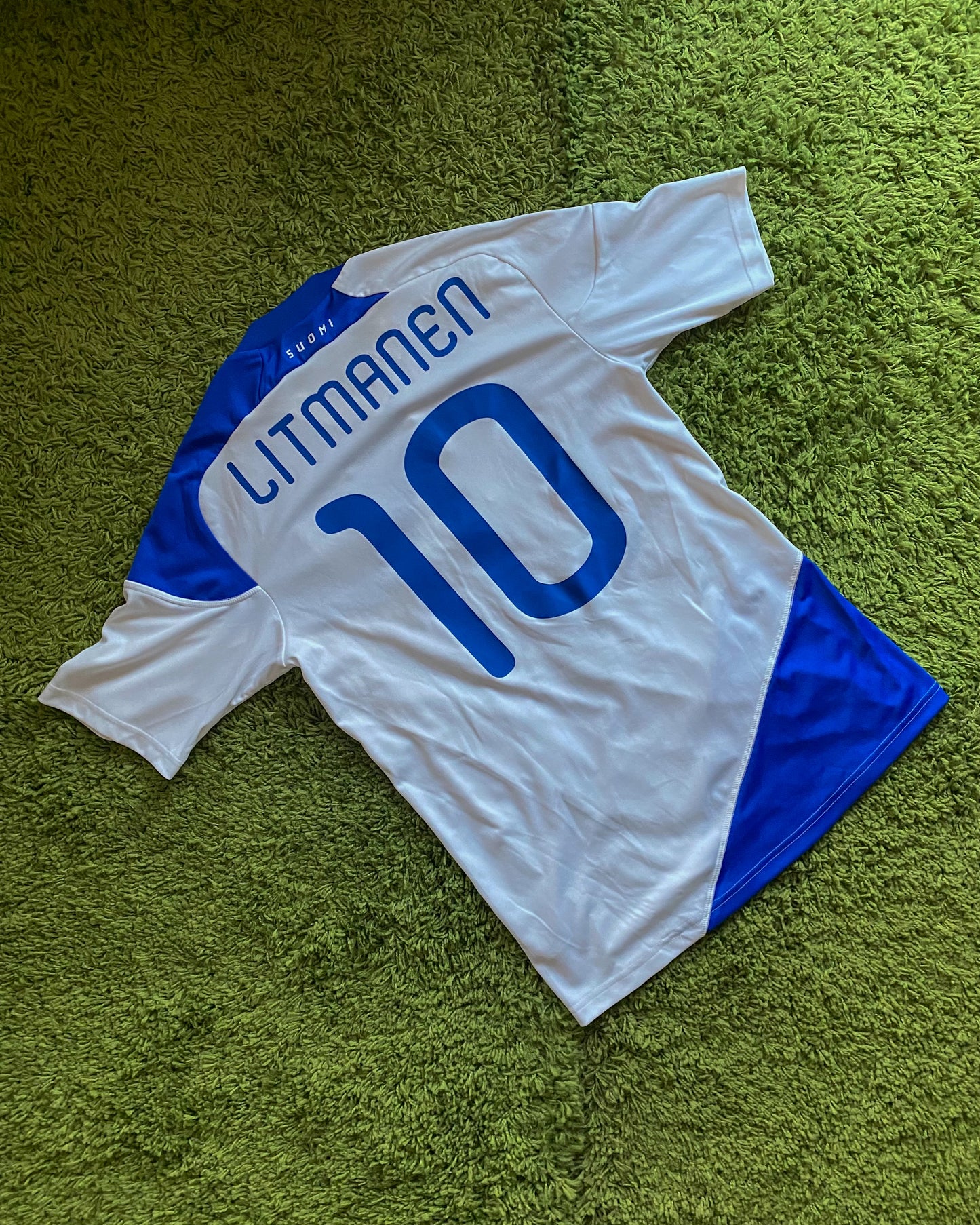 FINLAND - LITMANEN - 2010 - HOME KIT - S