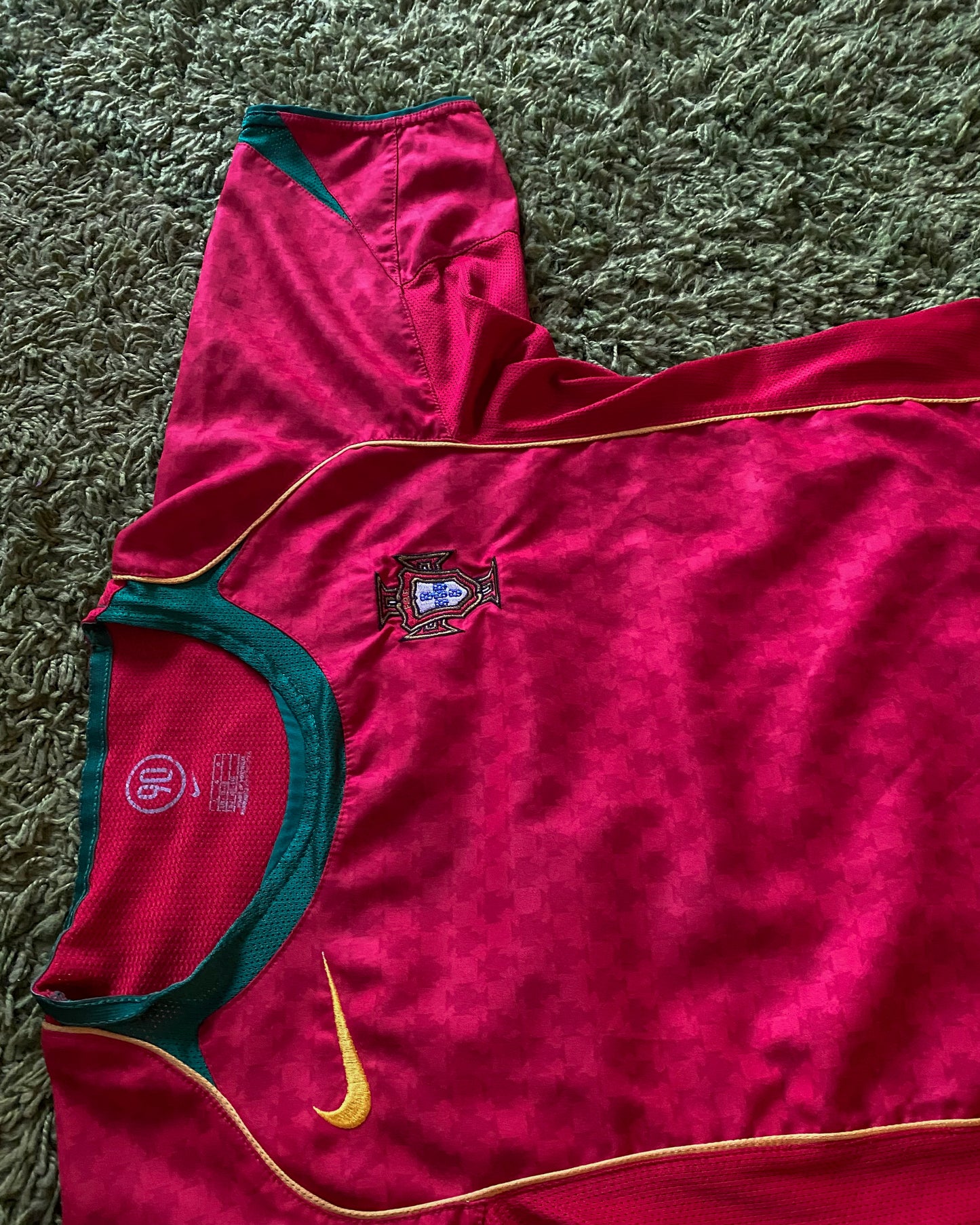 PORTUGAL - EURO 2004 - HOME KIT - XS