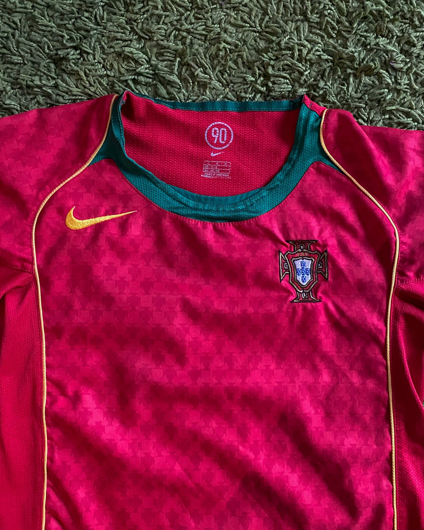 PORTUGAL - EURO 2004 - HOME KIT - XS