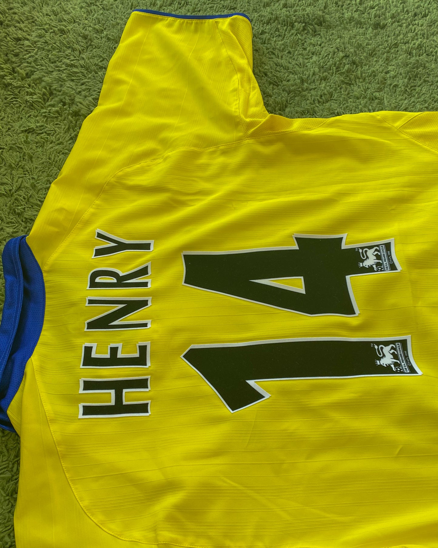 ARSENAL FC - 2003/2004 - THIERRY HENRY -AWAY KIT - XL