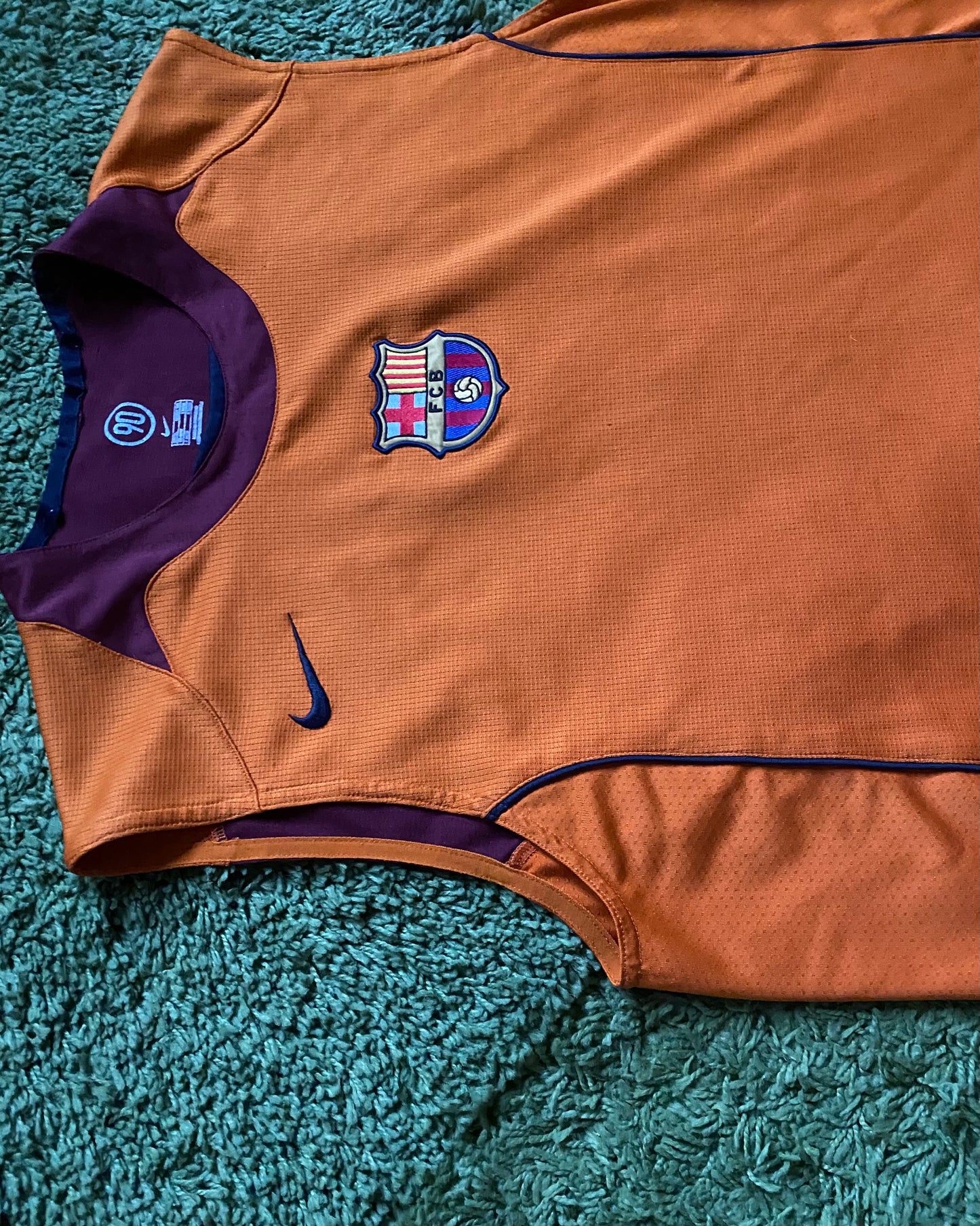 BARCELONA FC - 2004/2005 - SLEEVELESS TRAINING KIT - XL