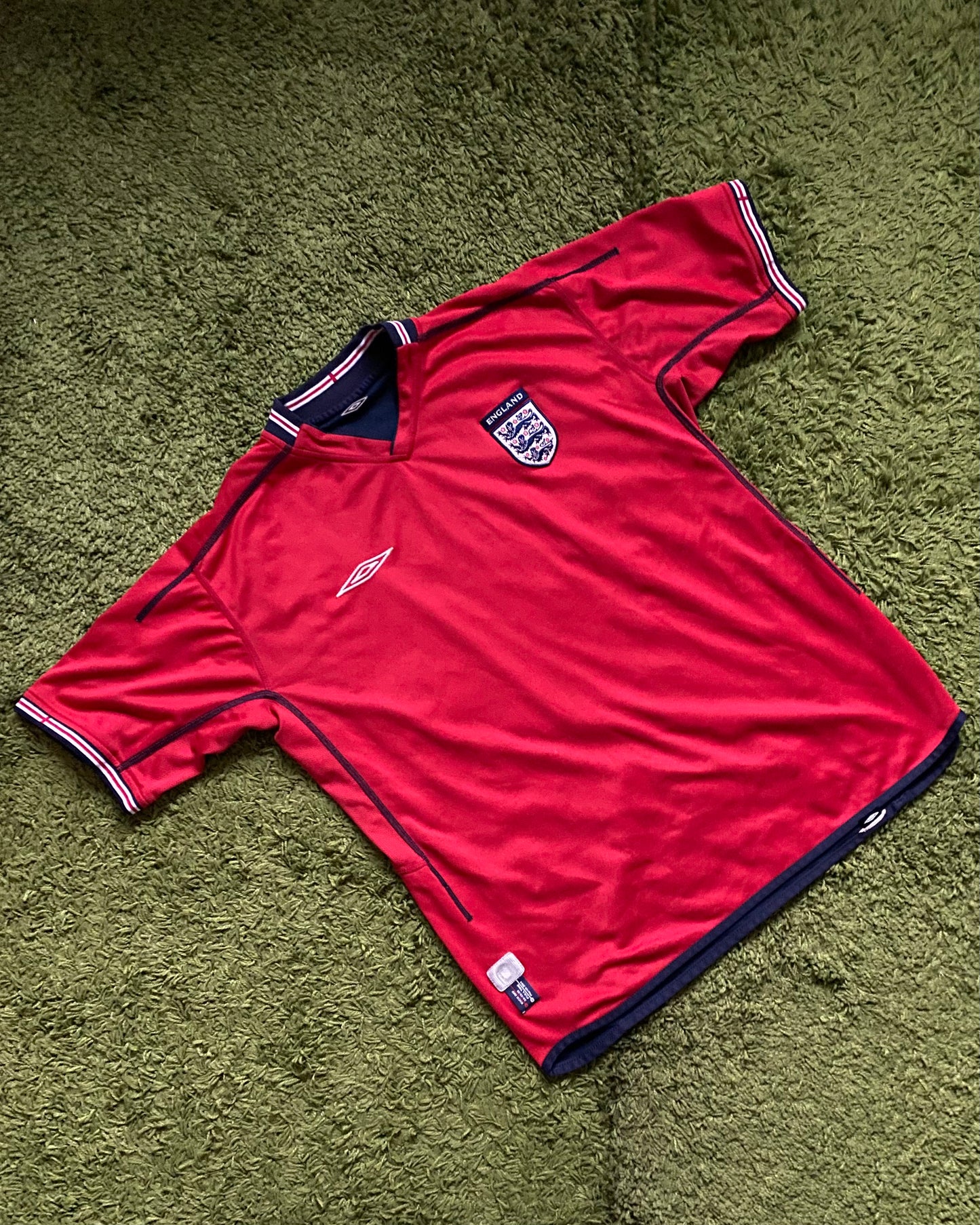 ENGLAND - WORLD CUP 2002 - AWAY KIT - REVERSIBLE - XL