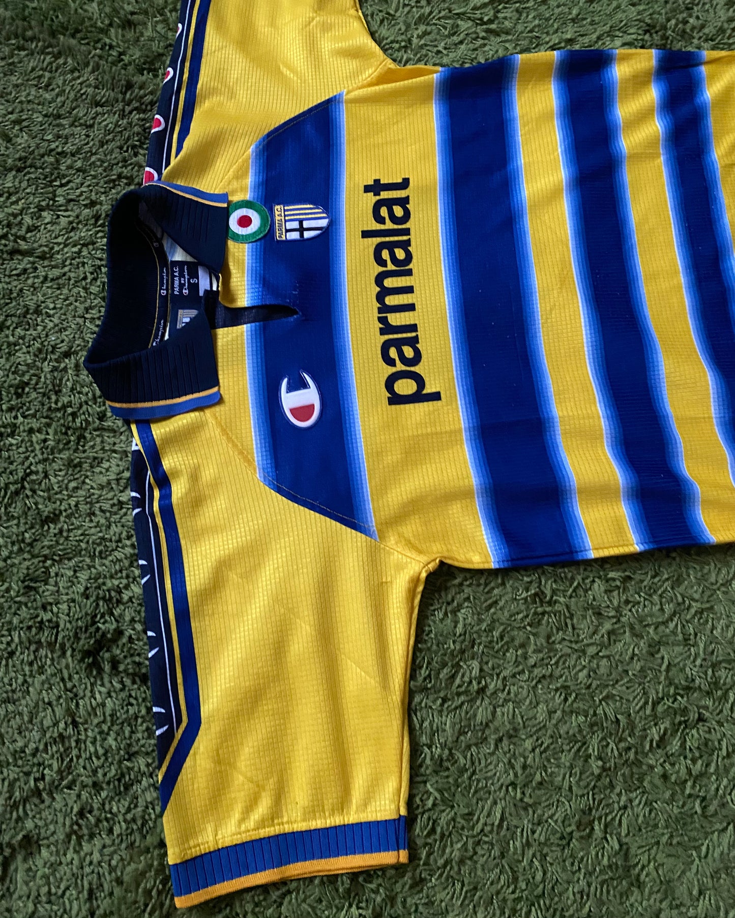 PARMA CALCIO 1913 - 1999/2000 - HOME KIT - CRESPO - S