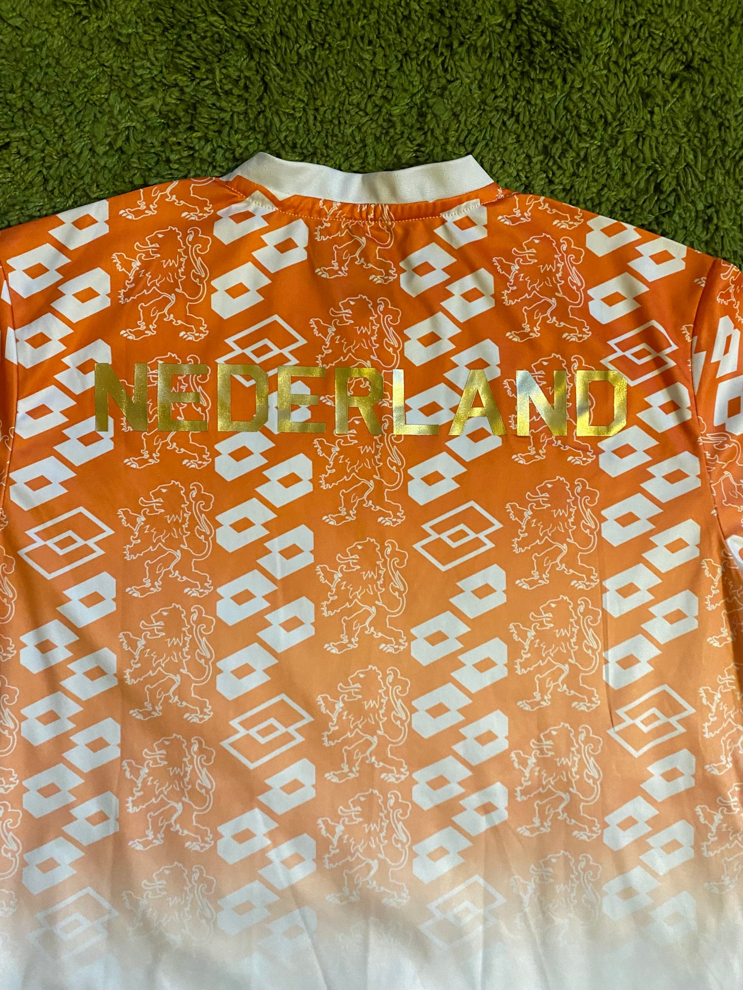 NETHERLANDS - VINTAGE TRAINING KIT - M