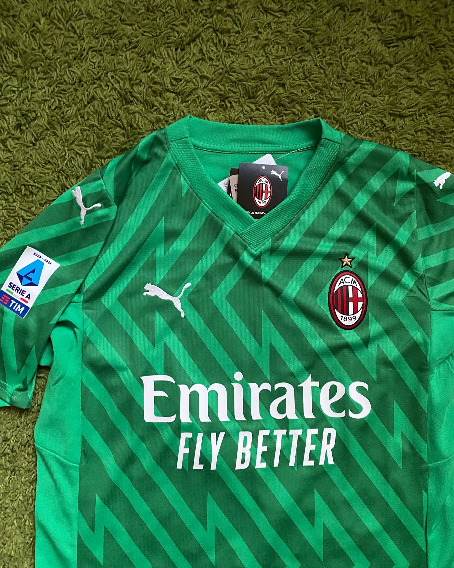 AC MILAN - 2023/2024 - GIROUD - LIMITED EDITION GOALKEEPER KIT - BNWT - L