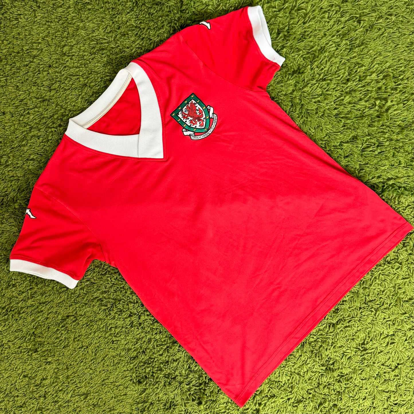 WALES - WORLD CUP 2006 - HOME KIT - M