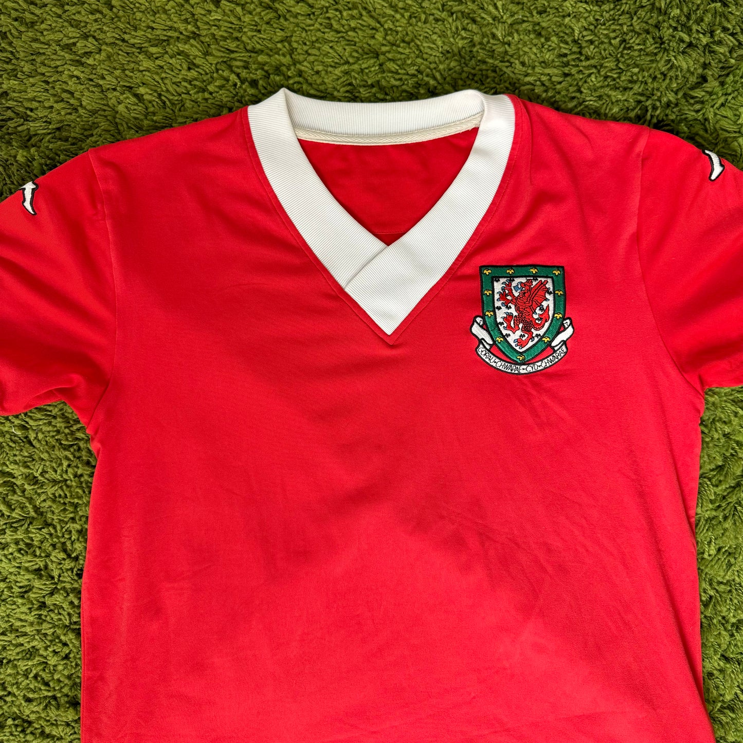 WALES - WORLD CUP 2006 - HOME KIT - M